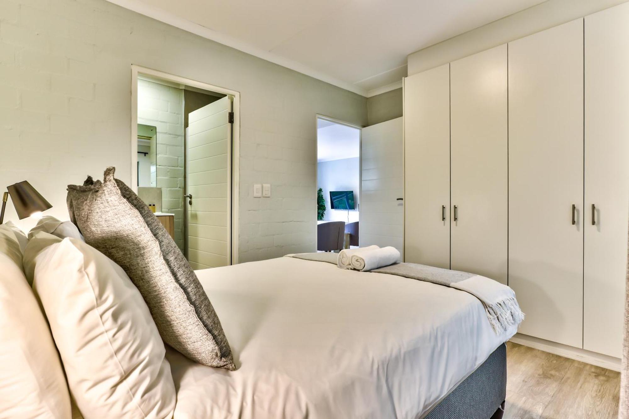 קייפטאון Wink Aparthotel Eaton Square מראה חיצוני תמונה